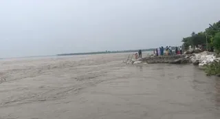 Nepal Floods Trigger Alarm In Bihar As Major Rivers Rise Above Danger Mark; Gandak, Ganga, Kosi On Watch