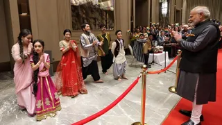 'Ude Jab Jab Zulfein Teri': Child Artists Steal The Show As PM Modi Gets A 'Cute' Bollywood Welcome In Uzbekistan | VIDEO