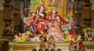 Janmashtami 2026: Top 5 One-Day Trips To Experience Krishna Bhakti