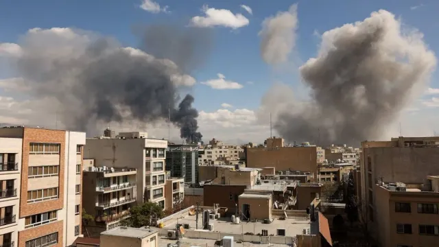 us-iran-war-day-1-tehran-launches-strike-on-us-base-in-jordan-after-us-military-targets-larak-island