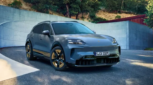 porsche-cayenne-electric-arriving-on-september-30-priced-at-1-77-crore-up-to-623-km-range