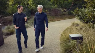 Tim Cook Makes Way For John Ternus As The New CEO, Says 'My Gratitude Is Endless'; An Era Of Hardware-Led Growth To Begin?
