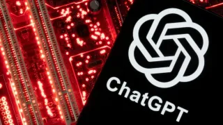 chatgpt-claude-and-grok-down-today-thousands-of-users-report-issues-check-latest-updates