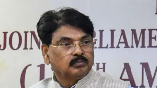 nalsar-row-bar-council-has-no-power-to-take-disciplinary-action-against-law-students-sc