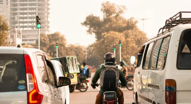 agra-traffic-police-issues-advisory-ahead-of-janmashtami-celebrations-on-sep-4-check-key-diversions-alternate-routes