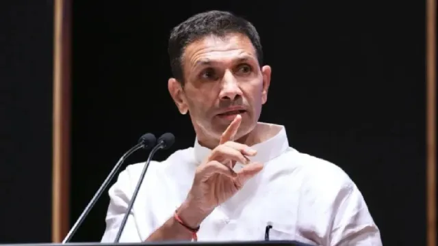 2426-mp-govt-schools-closed-in-one-year-jitu-patwari-writes-to-cm-mohan-yadav-urges-him-to-make-audit-reports-public