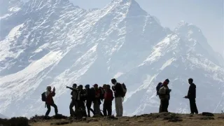 mount-everest-urine-problem-glaciers-and-human-waste-impact
