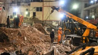 Delhi Building Collapse: Satya Niketan PG Expanded To 5 Floors Without Approval, Operated Without Fire NOC