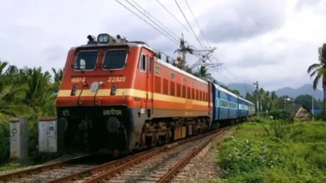 diwali-chhath-rush-key-trains-to-up-bihar-fully-booked-months-ahead-of-festivals-more-irctc-special-services-awaited