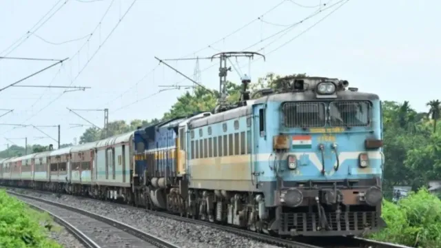 puja-special-trains-to-run-between-bengal-and-assam-till-december-check-full-schedule