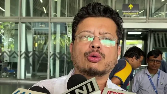 only-eci-can-decide-which-faction-gets-tmc-name-and-symbol-leader-of-opposition-ritabrata-banerjee