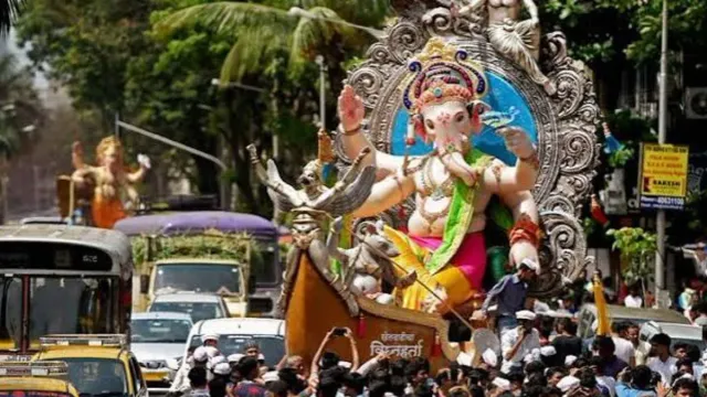 ganesh-chaturthi-2026-check-key-traffic-restrictions-road-closures-and-metro-routes-in-mumbai