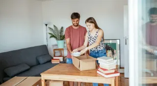 9 Mindful Weekend Activities For Couples Living In Small Apartments