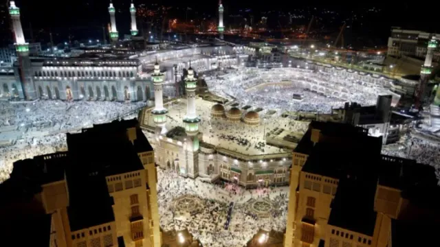 pakistan-mecca-pact-irony-houthi-drone-attack-draws-only-condemnation-from-shehbaz-sharif