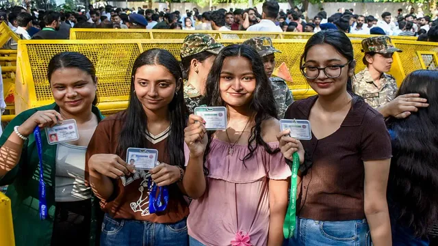 dusu-elections-2026-see-4046-voter-turnout-abvp-or-nsui-who-will-win-key-posts-of-delhi-university-counting-today