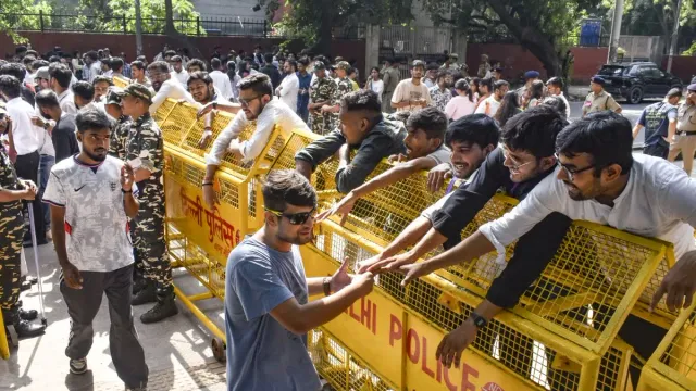 dusu-election-result-2026-counting-begins-as-abvp-yash-dabas-and-nsui-vijay-meena-in-presidential-race-aisa-sfi-delhi-university-elections