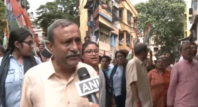 kolkata-violence-cpim-offices-vandalised-former-tmc-mlas-home-attacked-by-mob-in-jadavpur