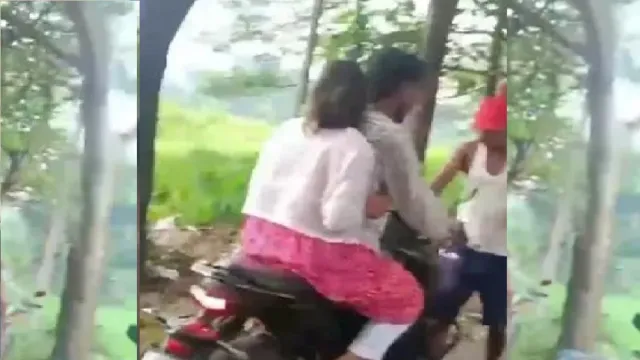 after-bihar-horror-tourist-couple-on-way-to-kapilash-temple-assaulted-in-odisha-video