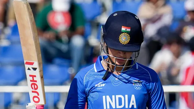 smriti-mandhana-achieves-historic-11000run-landmark-during-asian-games-2026-final-against-sri-lanka