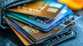 How Many Credit Cards Are Too Many? A Practical Guide To Right Number For You