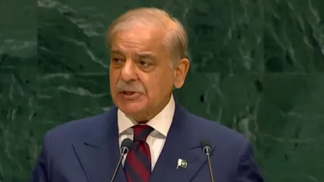 netizens-react-as-shehbaz-sharif-thanks-trump-for-intervening-in-india-pakistan-may-conflict-say-who-needed-rescuing