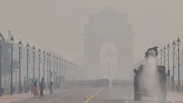 delhi-winter-pollution-plan-construction-ban-50-per-cent-work-from-home-and-double-parking-charges