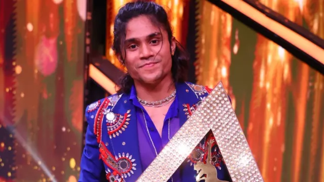 who-is-ritesh-pal-19-year-old-lifts-india-best-dancer-season-5-trophy-and-15-lakh-cash-prize