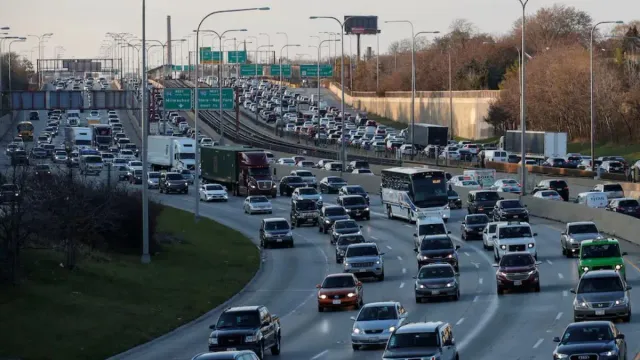 trump-to-relax-us-fuel-economy-standards-boost-auto-production-amid-climate-change-concerns
