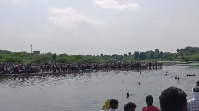jhansi-tragedy-family-members-dead-after-drowning-while-performing-shraddh-rituals-in-up-river