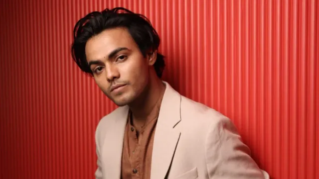 is-sparsh-shrivastava-moving-away-from-rural-roles-after-laapataa-ladies-dupahiya-exclusive