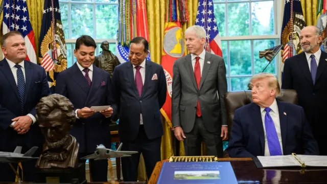 essar-group-to-build-largest-us-steel-plant-trump-hails-indian-american-ravi-ruia-mesabi-metallic-investment-with-irony
