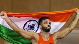 asian-games-wrestling-final-sujeet-kalkal-wins-gold-medal-abdulmazhid-kudiev-india-gold-tally-updates