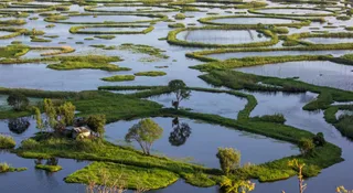 Ever Seen A Village Built Around A Lake? 5 Unique Places To Visit In India