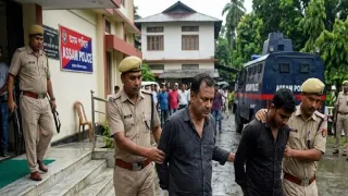 retired-army-jawan-among-two-arrested-in-assam-over-pakistan-espionage-after-being-honey-trapped