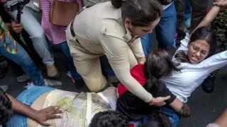 jantar-mantar-protest-3-female-journalists-allege-sexual-harassment-by-delhi-police-during-agitation-crime-branch-to-investigate
