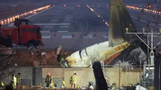 flydubai-mid-air-scare-triggers-concerns-over-cockpit-security-5-plane-crashes-that-led-to-reforms-in-aviation