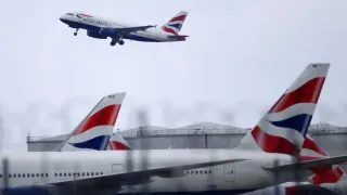 british-airways-ba295-flight-declares-emergency-after-sudden-descent-over-ireland-latest-updates