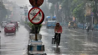 imd-weather-update-rain-alert-in-himachal-uttarakhand-odisha-tamil-nadu-delhi-ncr-rain-forecast-today