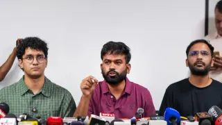 saurav-das-cockroach-janta-party-cjp-calls-protestors-for-biggest-mobilisation-on-october-10-abhijeet-dipke-ashutosh-ranka-jantar-mantar-protest