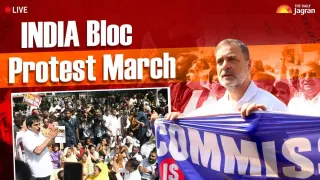 india-bloc-protest-live-congress-rahul-gandhi-priyanka-delhi-police-cec-gyanesh-kumar-vote-chori-mamata-banerjee-updates-lb
