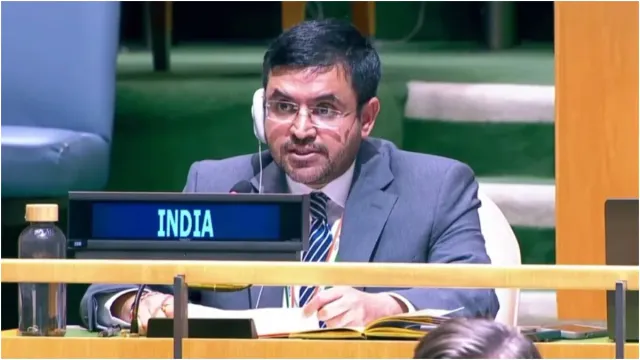 india-calls-out-pakistans-double-standards-on-terrorism-with-masood-azhar-question-at-un