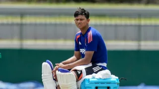 yashasvi-jaiswal-surprise-move-learning-wicket-keeping-ahead-of-ranji-trophy-mumbai-captain-reveals-new-skill