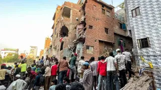 seemapuri-building-collapse-exposes-enforcement-gaps-as-mcd-dsuib-shift-blames-on-each-other