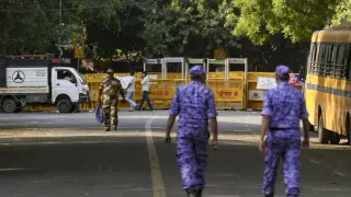 cjp-jantar-mantar-protest-full-list-of-whats-open-and-whats-closed-in-delhi-on-october-10-metro-stations-trains-liquor-shops-schools-colleges-latest-updates