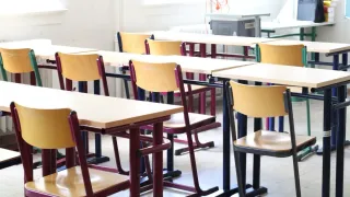 cjp-protest-delhi-schools-shift-classes-online-colleges-postpone-exams-jantar-mantar-metro-closed