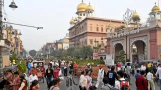 cjp-protest-hits-delhi-markets-cp-shuts-doors-chandni-chowk-questions-closure-and-reaching-them-is-another-ordeal