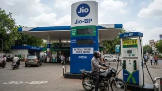 jiobp-hikes-petrol-by-rs-5-and-diesel-by-rs-3-why-private-players-hiked-fuel-prices