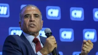 happy-to-get-nod-before-him-sunil-mittal-on-onewebs-lead-over-elon-musks-starlink-in-india