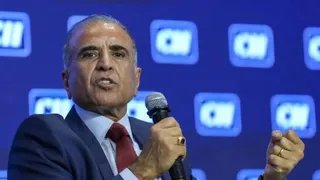 'Happy To Get Nod Before Him': Sunil Mittal On OneWeb's Lead Over Elon Musk's Starlink In India
