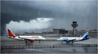 delhi-rains-disrupt-igi-airport-operations-4-flights-diverted-to-jaipur-airlines-issue-advisories